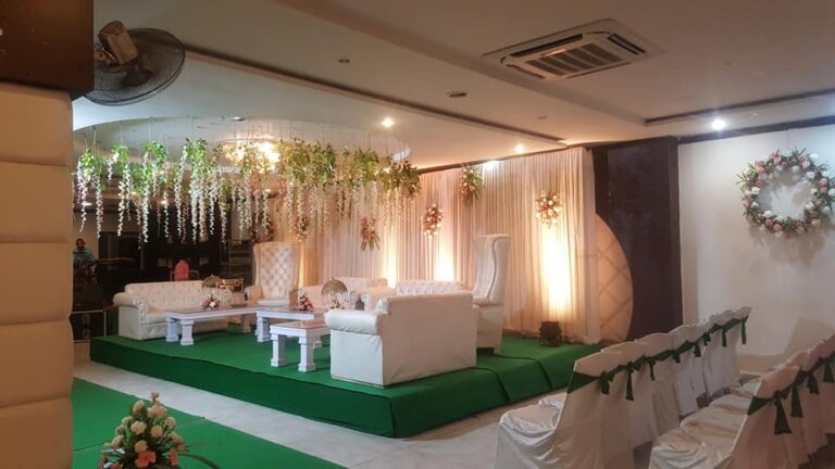 hotel-img