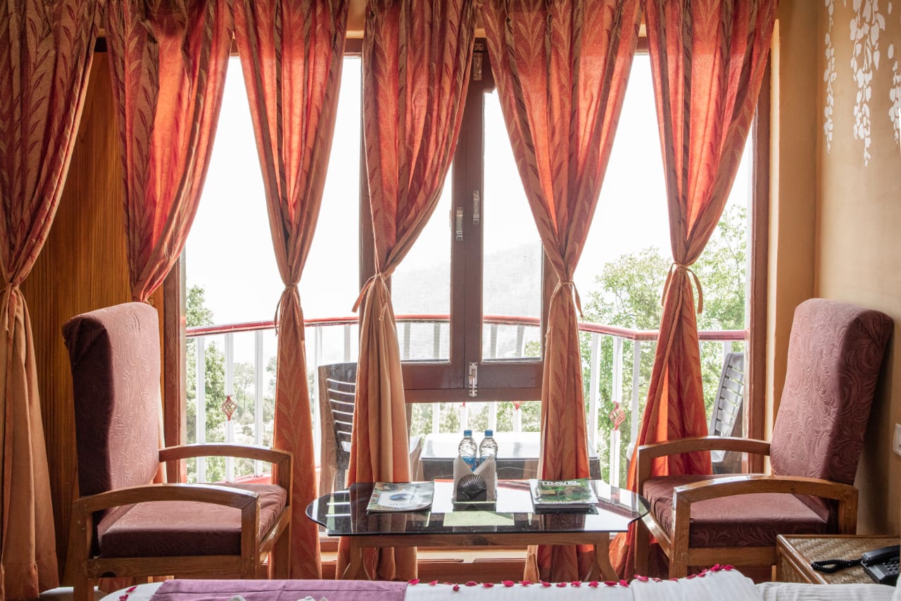 hotel-img