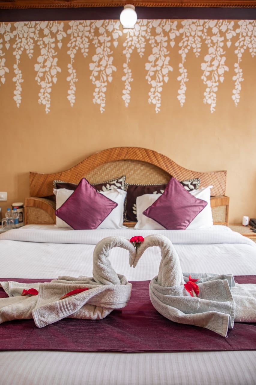 hotel-img